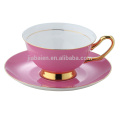 Tasses et soucoupes en porcelaine couleur en porcelaine